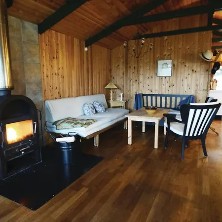 Three-bedroom Holiday With A Fireplace 087 Hébergement de vacances