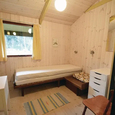 Three-bedroom Holiday With A Fireplace 087 Hébergement de vacances *